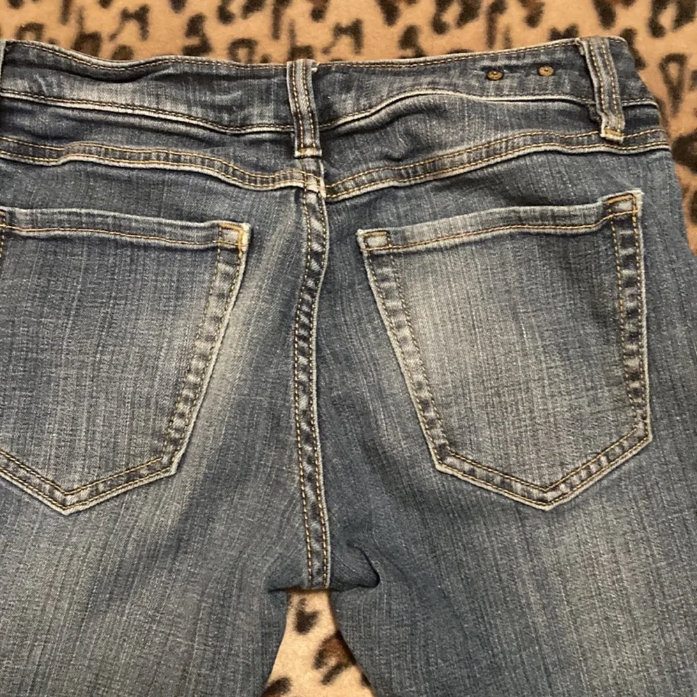 2 for $25 CAbi Jeans Women’s Size 0 Boyfriend Fit Style #917 Medium Wash Jeans - Picture 7 of 11